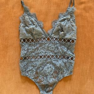 Victoria’s Secret blue lace bodysuit M